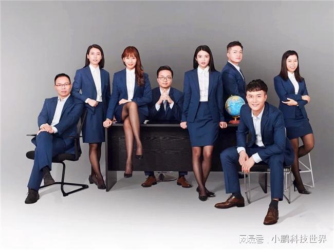 威尼斯成都事情服定制厂家｜员工西装｜职业装定制的公司哪家好(图1)